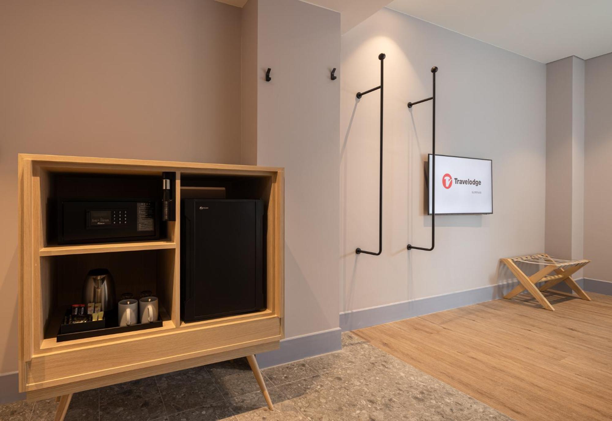 Travelodge Nimman — Photos 1